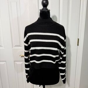 H&M Black and white stripped knit sweater
